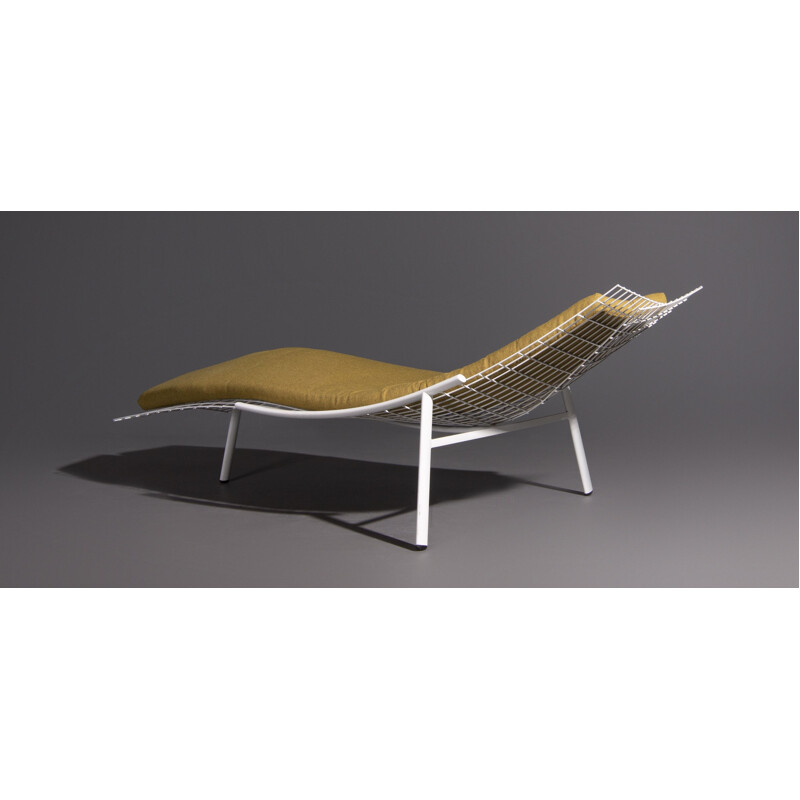 Vintage Swing chaise longue by Giovanni Offredi for Saporiti Italia 1980s