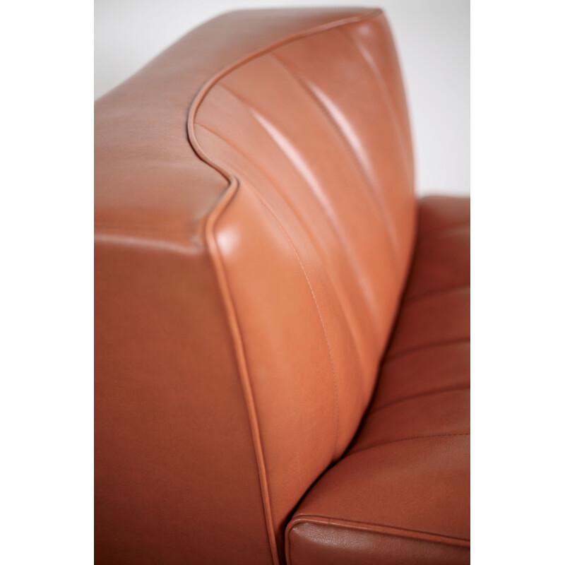 Vintage armchair by Tito Agnoli, by Arflex , diffusion Mobilier International 1970