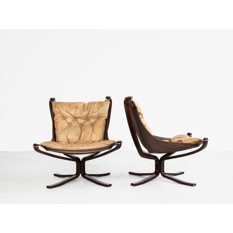 Paire de fauteuils Falcon vintage à dossier bas en cuir de Sigurd Ressell pour Vatne Möbler 1970