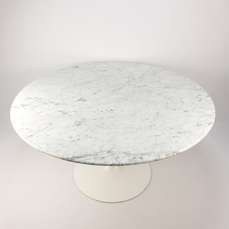 Vintage Marble Dining Table by Eero Saarinen for Knoll Inc.  Knoll International, 1970s