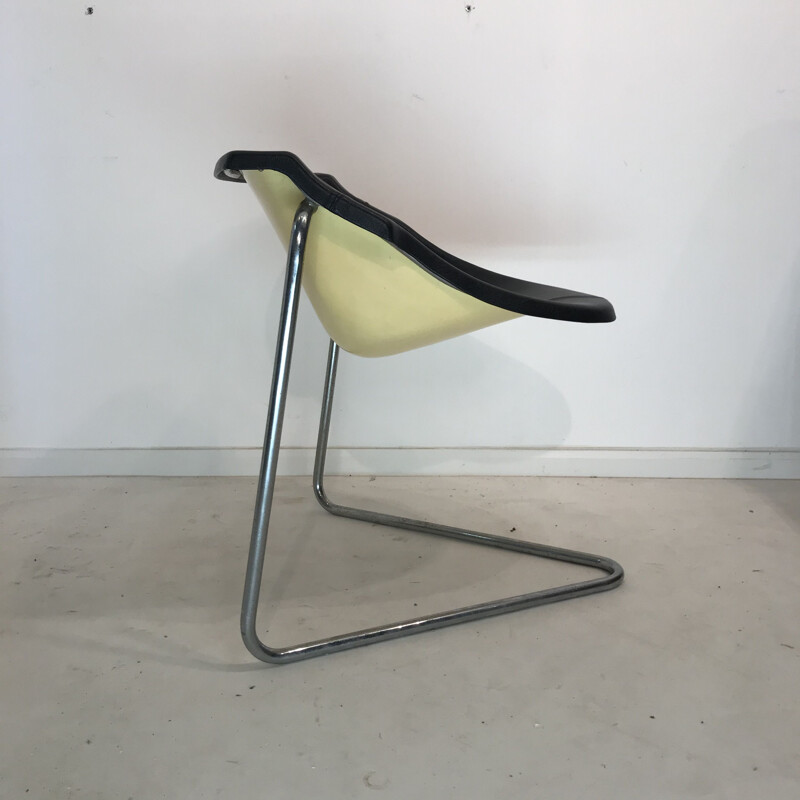 Vintage Pussycat Seat by Kwok Hoï Chan ed.Steiner 1960