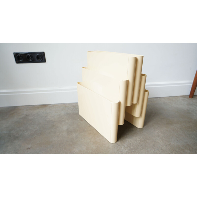 Vintage White Magazine Rack by Giotto Stoppino for Kartell, 1971