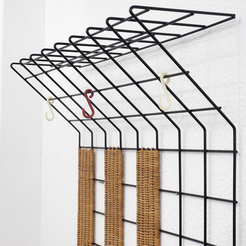 Mid century coat rack in metal with meshwork - 1960s