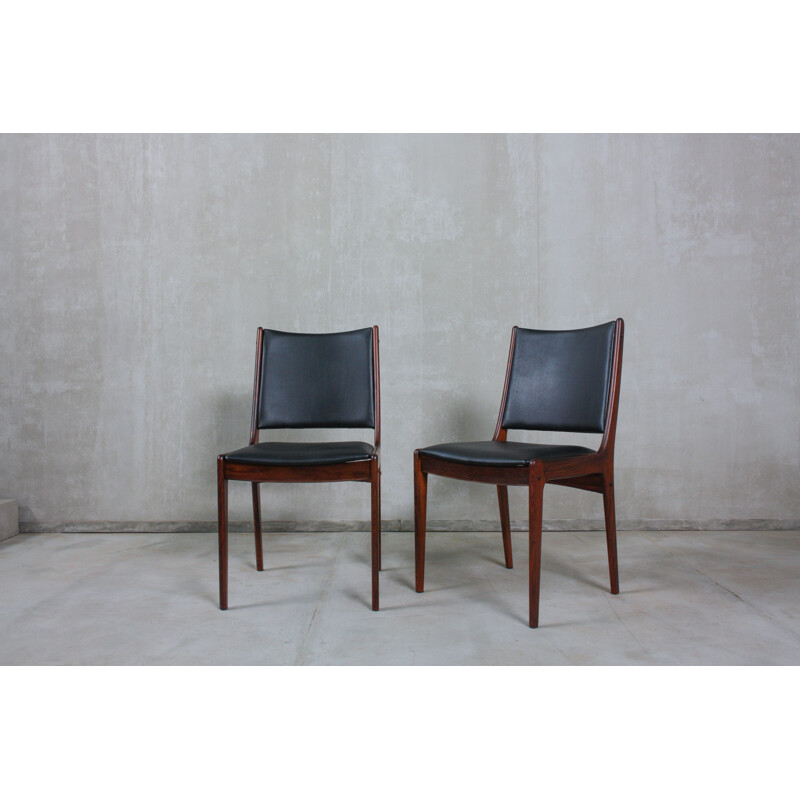 Set of 12 vintage Rosewood Dining Chairs by Johannes Andersen for Uldum Møbelfabrik, 1960s