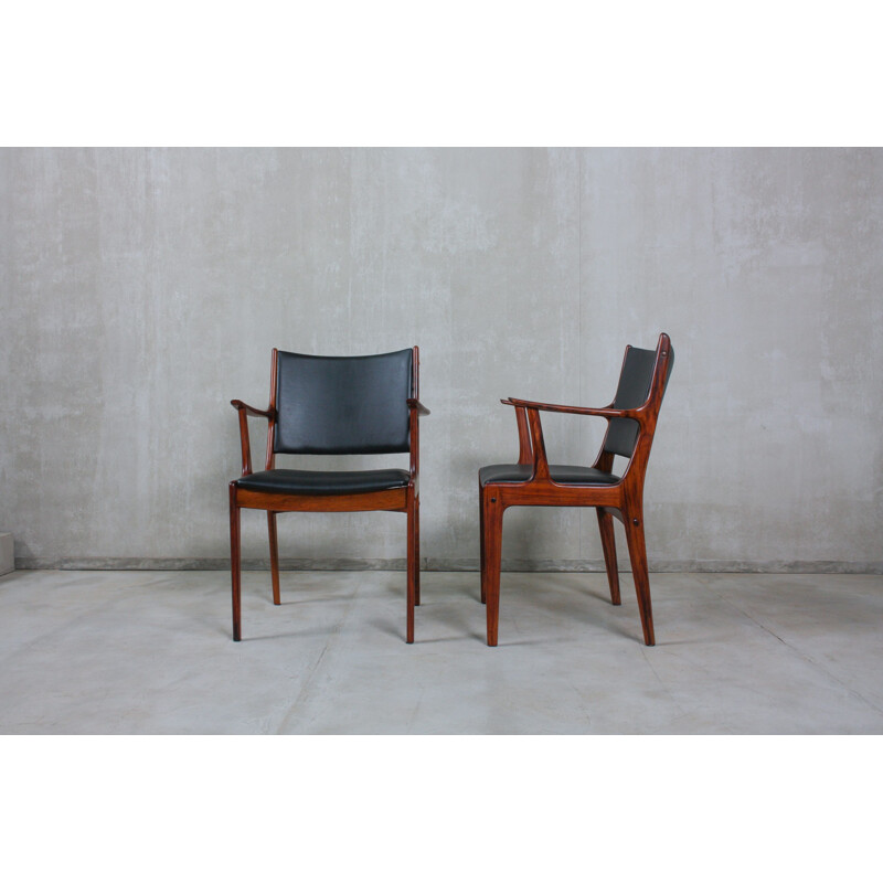 Set of 12 vintage Rosewood Dining Chairs by Johannes Andersen for Uldum Møbelfabrik, 1960s