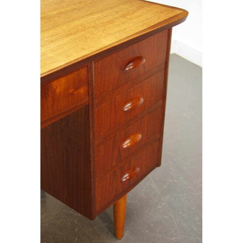Mid-century Scandinavian writing desk with a lockable compartment and 4 drawers - 1960s