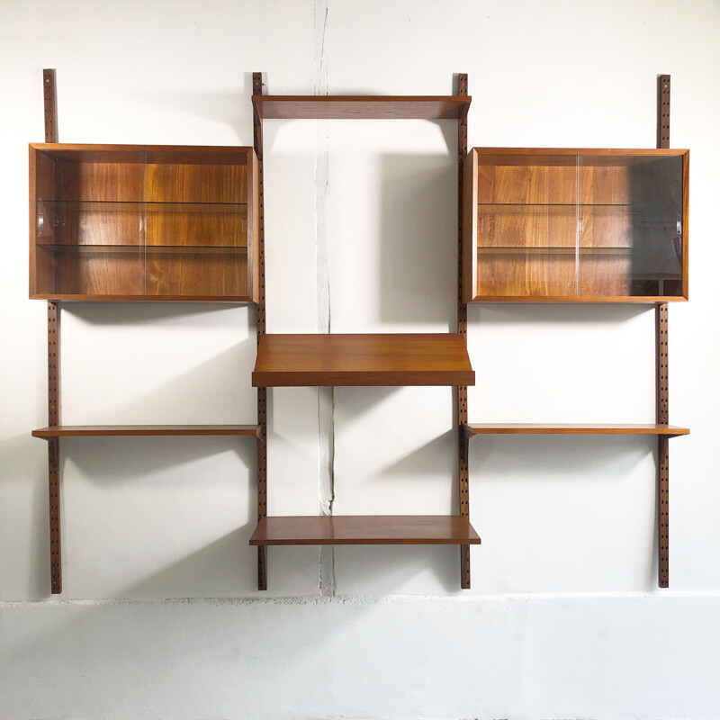 Vintage Royal System bookcase by P. Cadovius, 1960