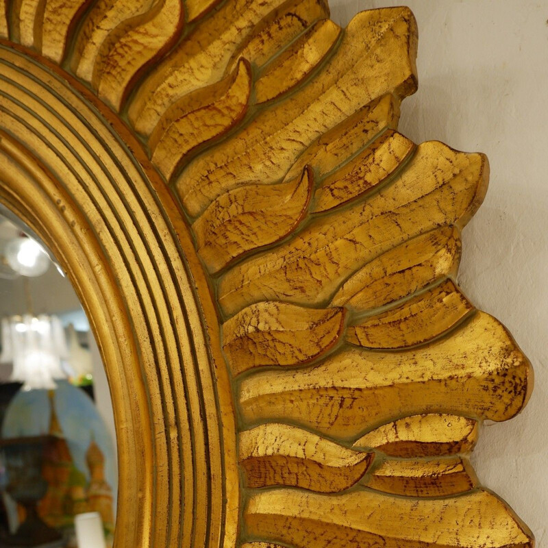 Grand miroir vintage soleil en bois doré