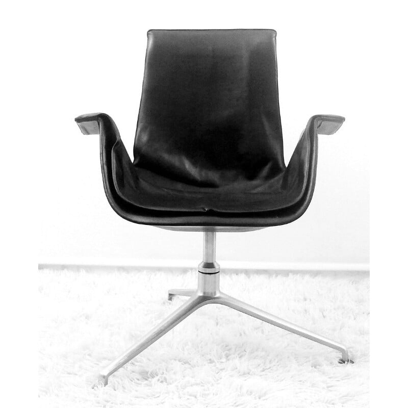 Fauteuil "tulipe 6772" Walter Knoll en aluminium et cuir noir, Preben FABRICIUS et Jorge KASTHOLM - 1960