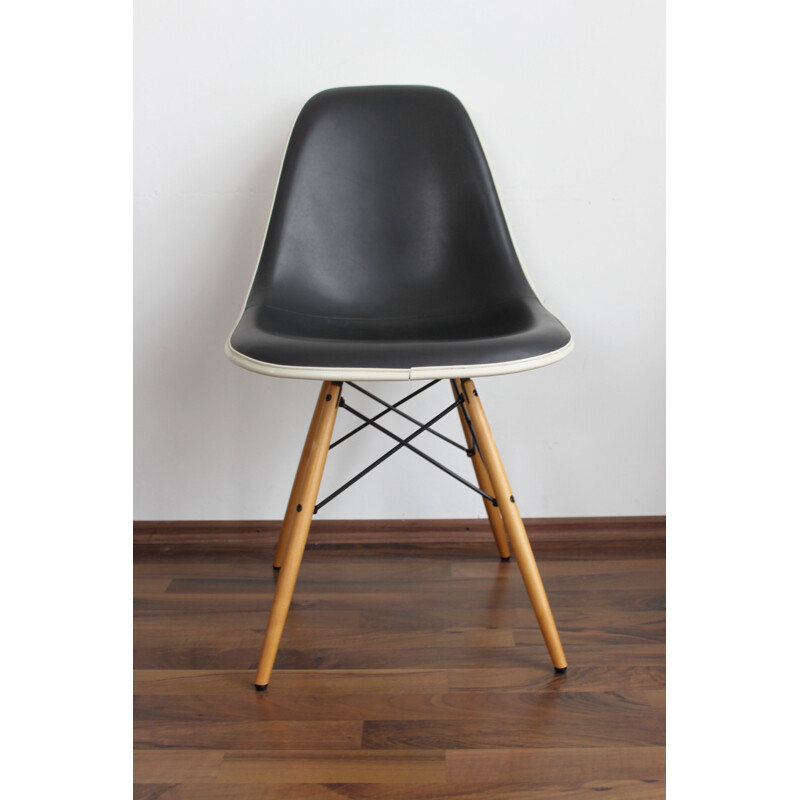 Vintage DSW Chair by Hermann Miller, Charles Eames 1960