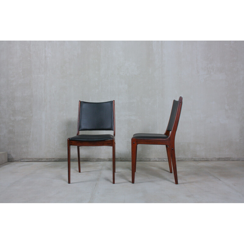 Set of 8 vintage Rosewood Dining Chairs by Johannes Andersen for Uldum Møbelfabrik, 1960s