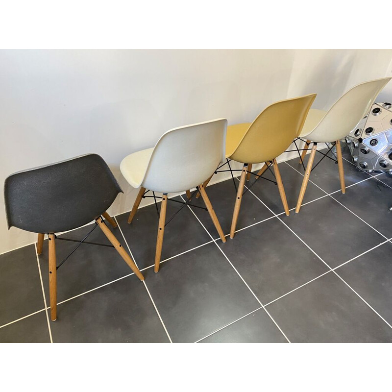 Set of 4 vintage chairs dsw elephant grey eames herman miller light oak 1970