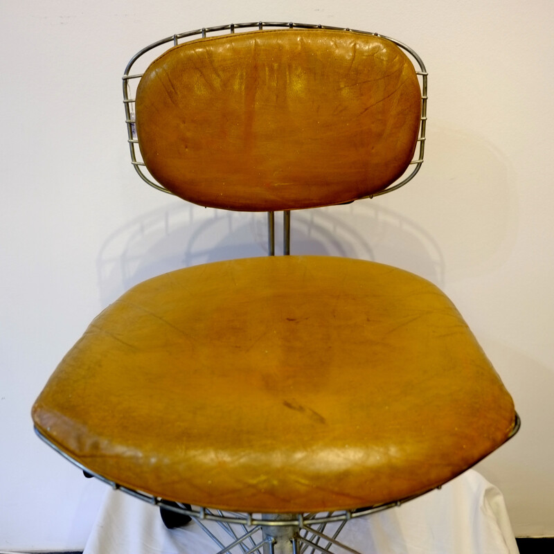 "Beaubourg" French desk armchair in steel and brown leather, Michel CADESTIN - 1970s