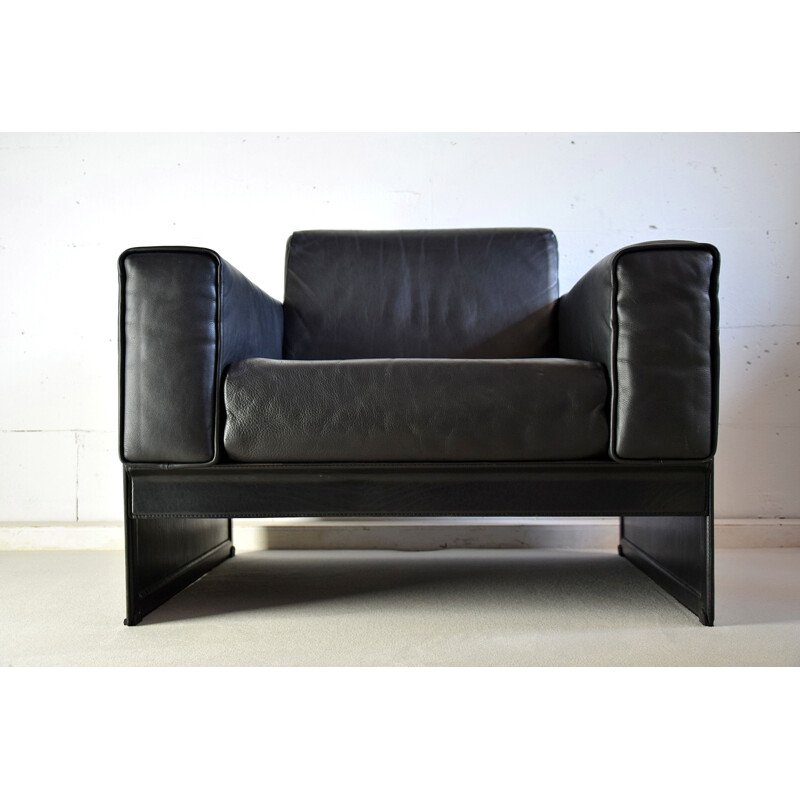 Sillón vintage de cuero negro Korium de Tito Agnoli para Matteo Grassi 1980