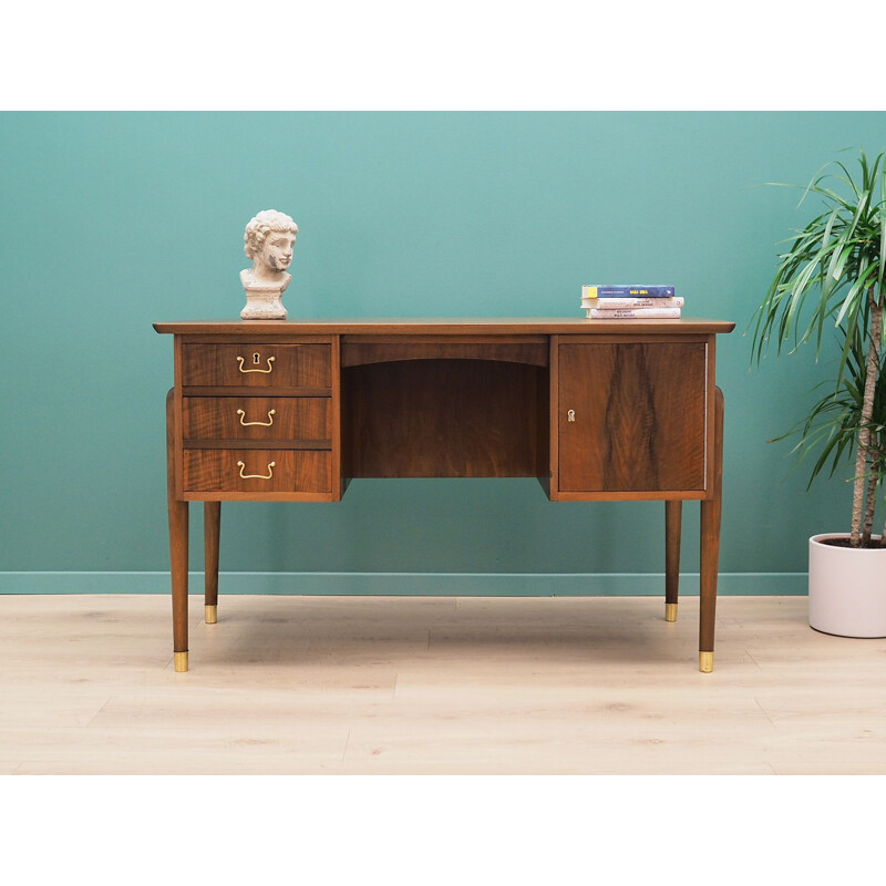 Vintage  Desk walnut, Danish 1970