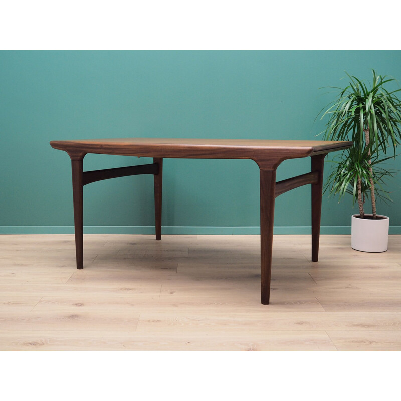 Table en teck vintage par Johannes Andersen du danois Uldum 1970