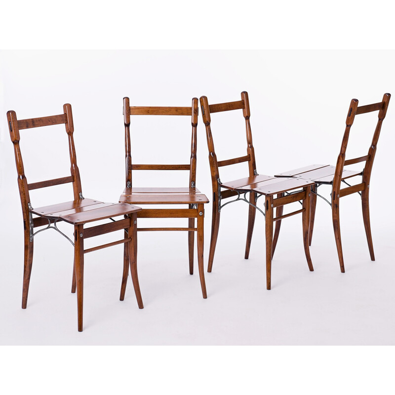 Suite de 4 chaises vintage d'hôtellerie tchèque - 1930