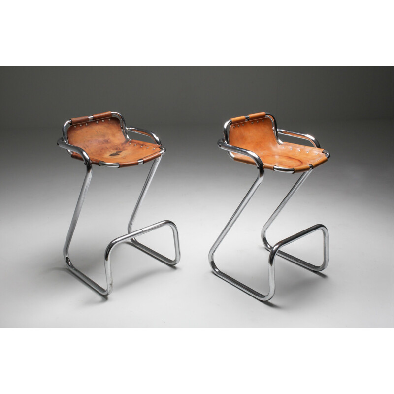 Ensemble de 2 tabourets de bar style "Les Arcs" - 1960