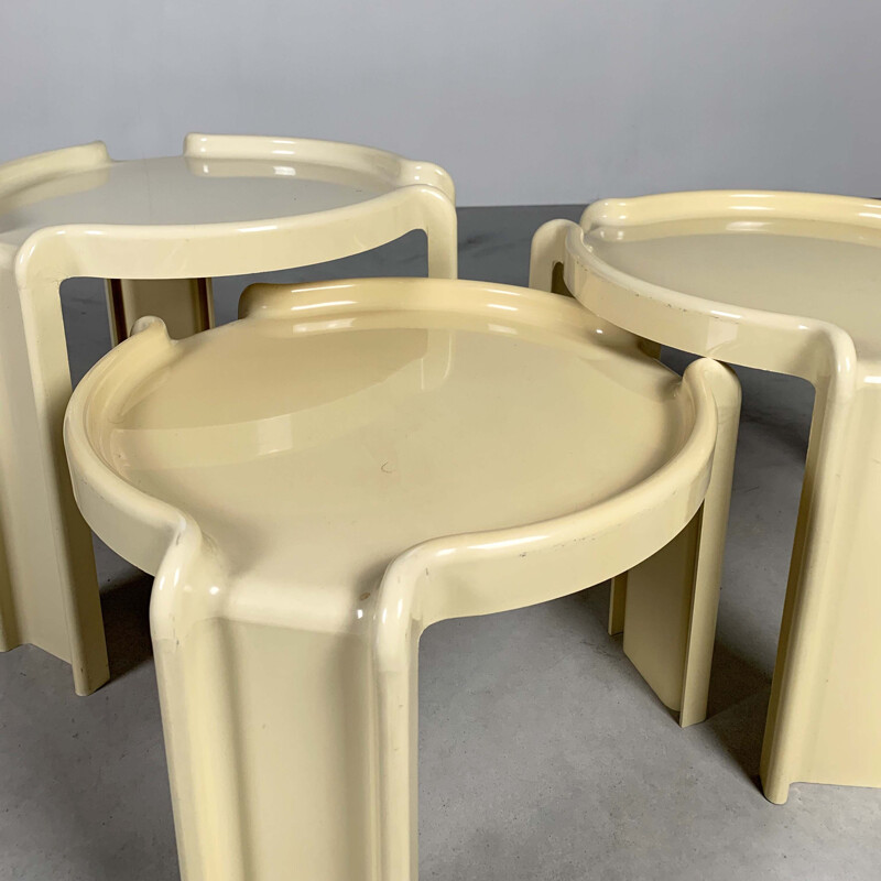 Tables gigognes vintage en crème par Giotto Stoppino pour Kartell 1970