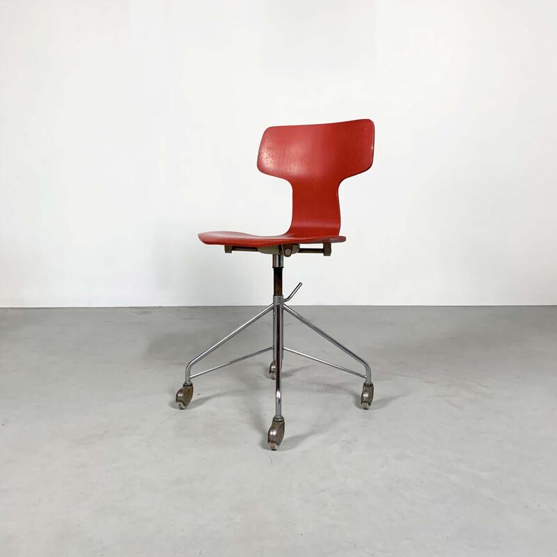 Vintage 1st Edition FH3113 Swivel desk chair by Arne Jacobsen for Fritz Hansen, 1955