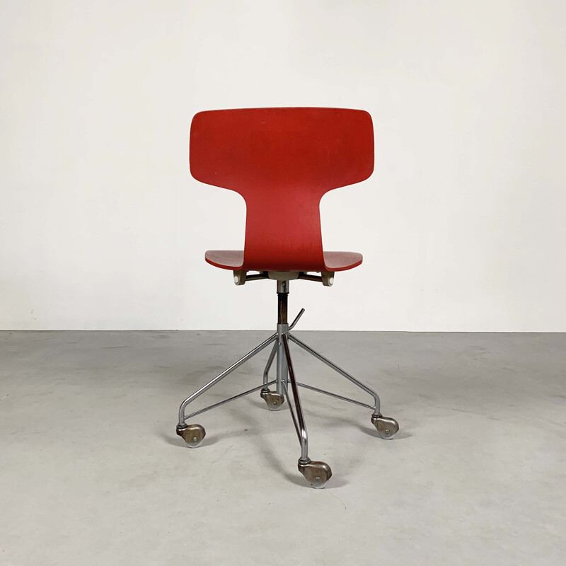 Vintage 1st Edition FH3113 Swivel desk chair by Arne Jacobsen for Fritz Hansen, 1955