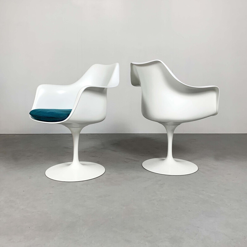 Pair of vintage Tulip Armchairs by Eero Saarinen for Knoll, 1970s