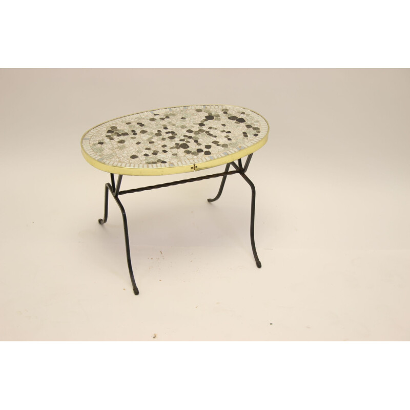 Table ou plateau vintage  rond allongé en mosaïque