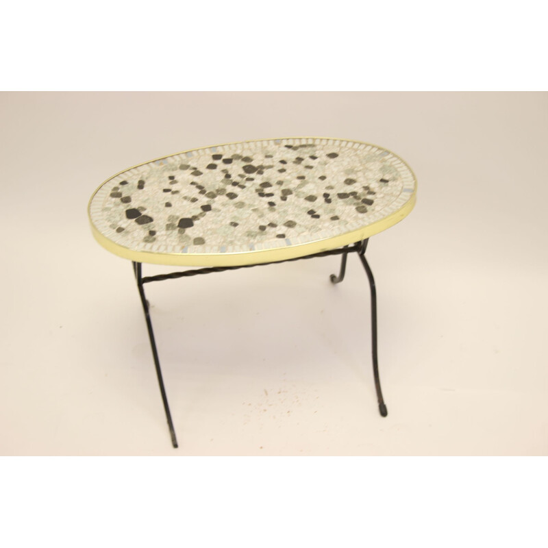 Table ou plateau vintage  rond allongé en mosaïque
