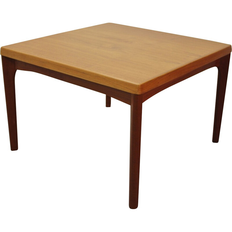 Mid-century Scandinavian coffee table in teak, Henning KJAERNULF - 1960s