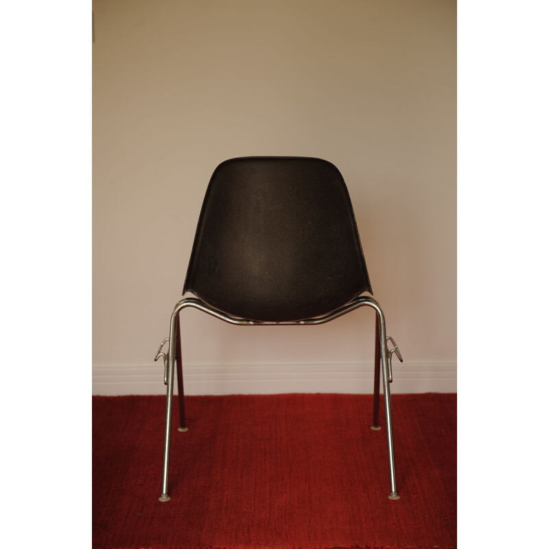 Cadeira Vintage em fibra de vidro e cromada DSS de Charles e Ray Eames para Herman Miller