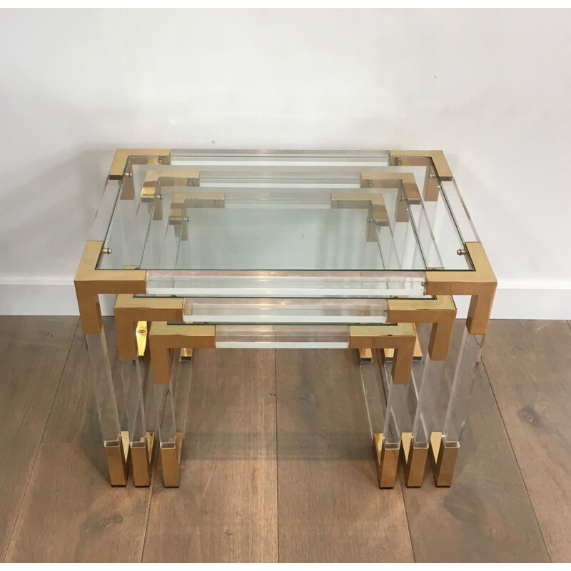 Set of 3 vintage Nesting Tables  1970