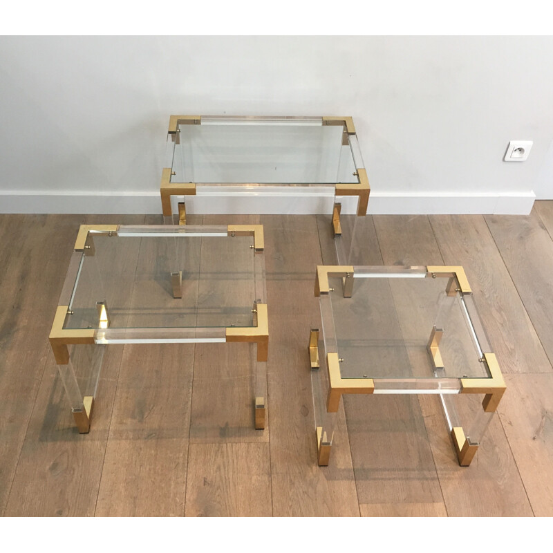 Set of 3 vintage Nesting Tables  1970