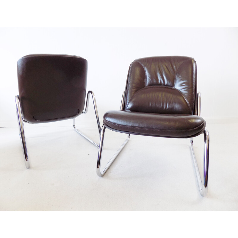 Pair of vintage brown leather lounge chairs by Gerd Lange Drabert 