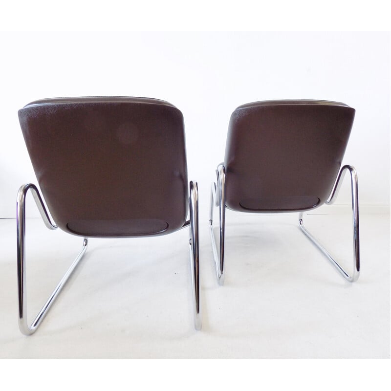 Pair of vintage brown leather lounge chairs by Gerd Lange Drabert 