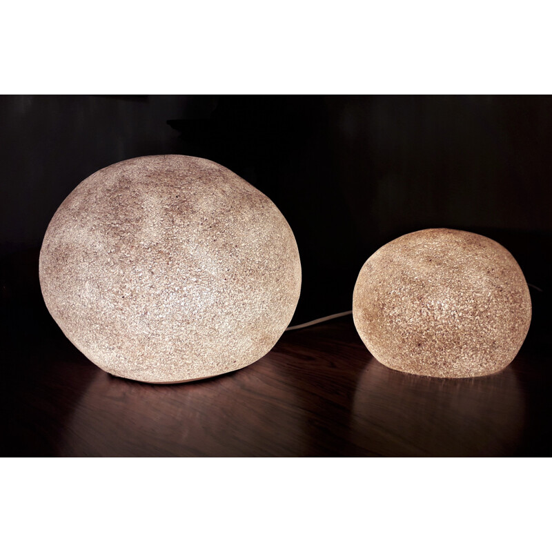 Pair of vintage pebble fiberglass lamps