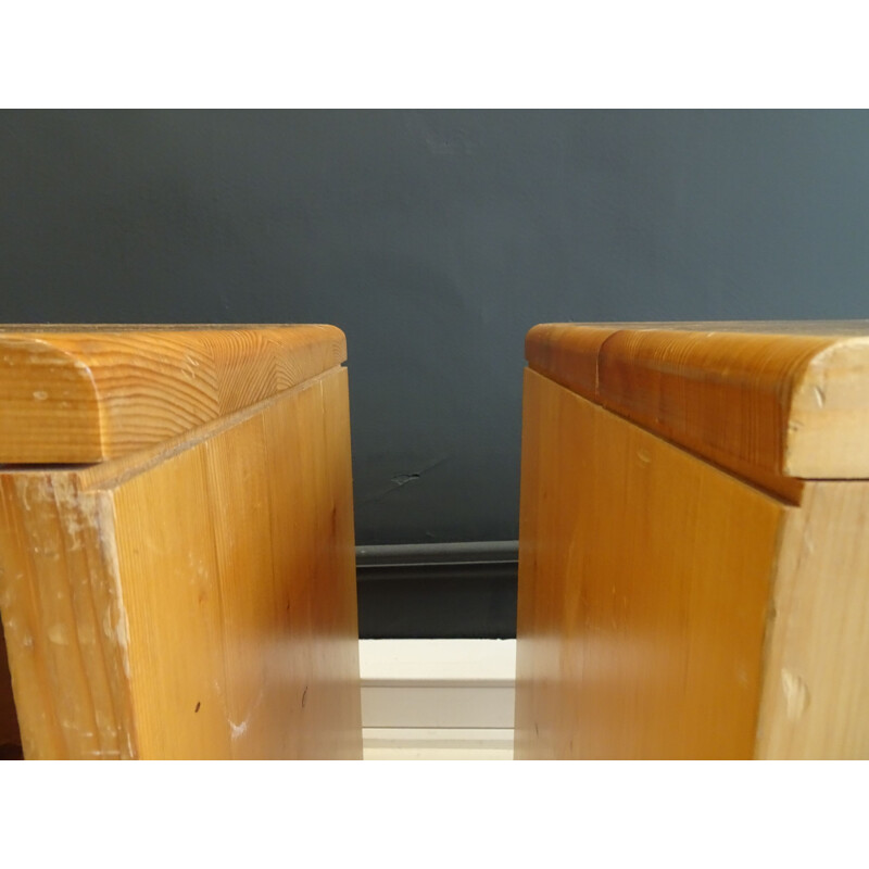 Pair of "les Arcs" pine bedside tables from the Perriand apartments