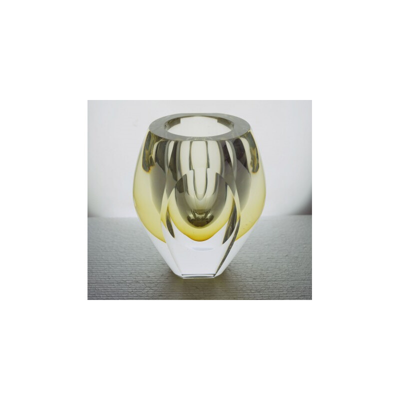 Scandinavian Kosta "Ventana" vase in glass with yellow detailsMona MORALES SCHIDT - 1950s