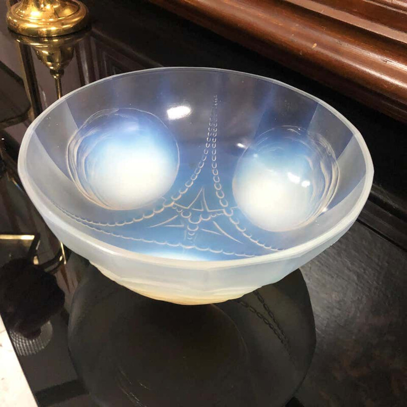 Vintage Opalescent Art Deco French Crystal Bowl 1930