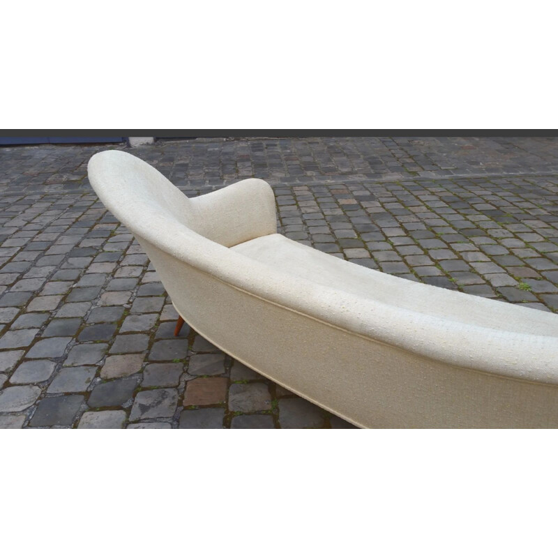 Vintage sculptural Meridienne sofa Swedish asymmetrical bow 1960