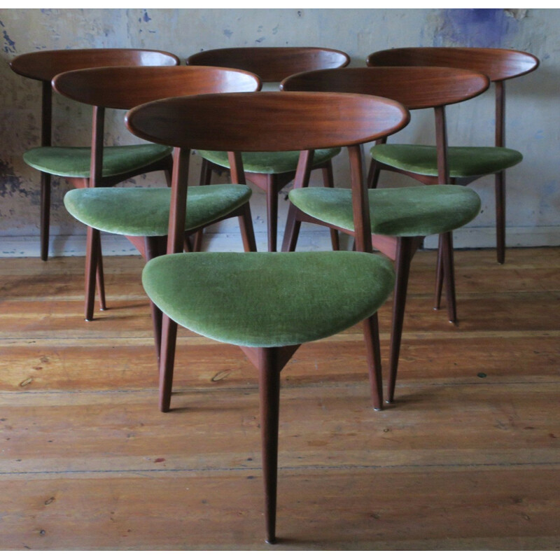 Set of 6 vintage teak tripod dining chairs, danish 1960s