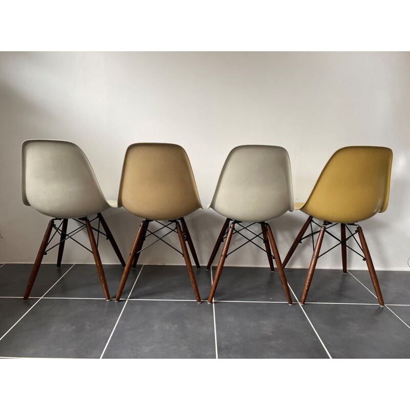 Set of 4 vintage chairs dsw fiber eames herman miller 1950