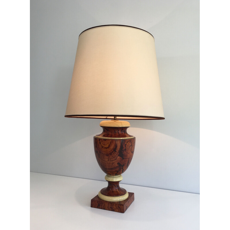Decoratieve vintage lamp in gelakt hout, 1970