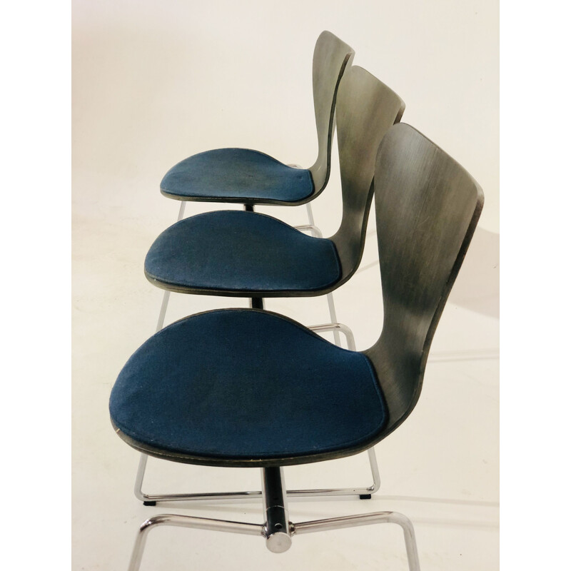 Vintage 3-seater  bench Arne Jacobsen