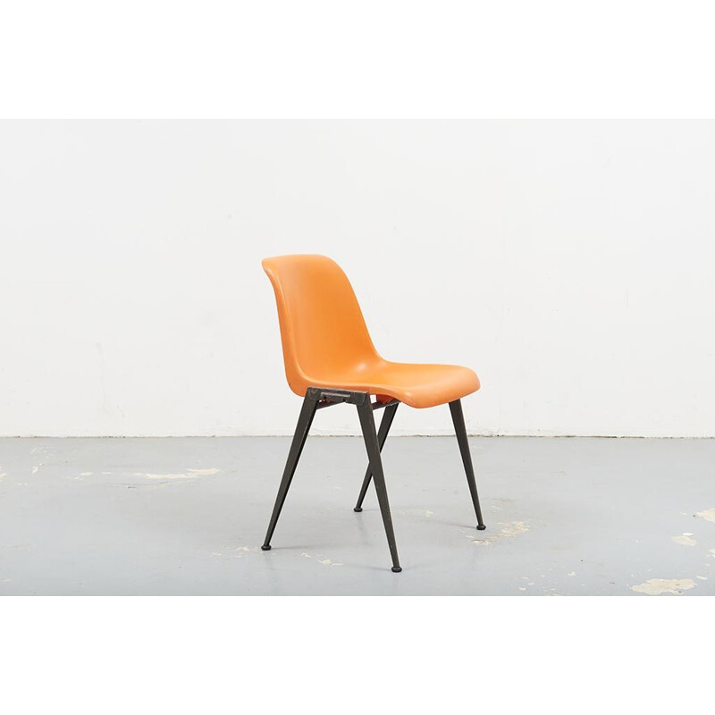 Vintage Presikhaaf Chairs in Orange plastic and Grey legs
