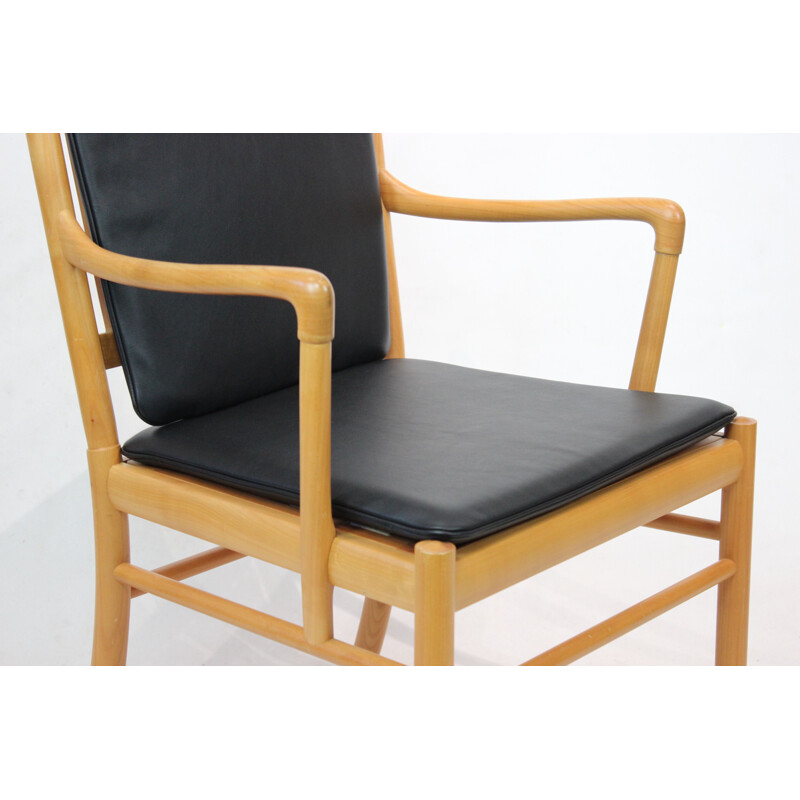 Fauteuil Vintage, modèle PJ-301, en bois de cerisier et avec des coussins en cuir noir par Ole Wanscher et PJ Furniture 1960