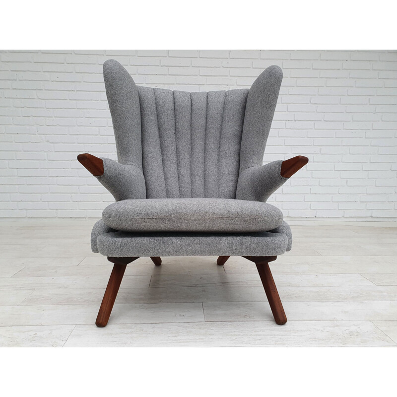 Vintage fully upholstered Danish chair by Svend Skipper, 1970