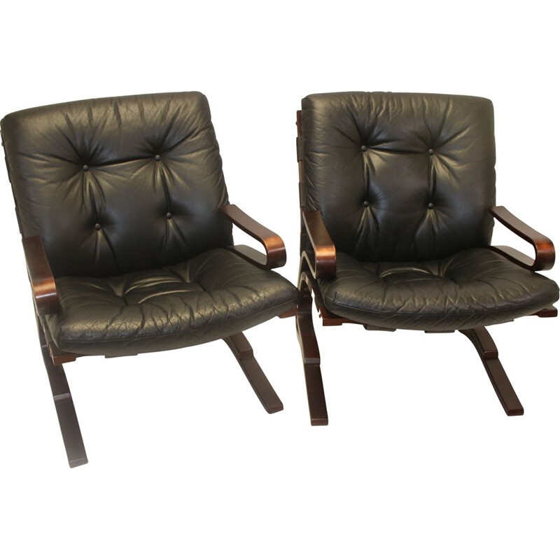 Paire de fauteuil lounge Vintage Kengu Cuir par Elsa & Nordahl Solheim pour Rybo Rykken & Co