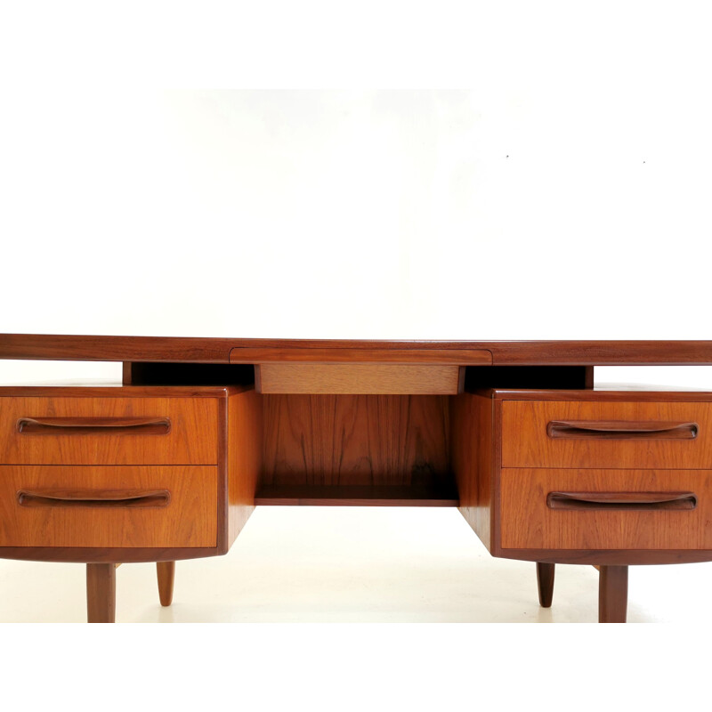 Vintage teak desk by Victor Wilkins For G Plan Fresco, 1960s