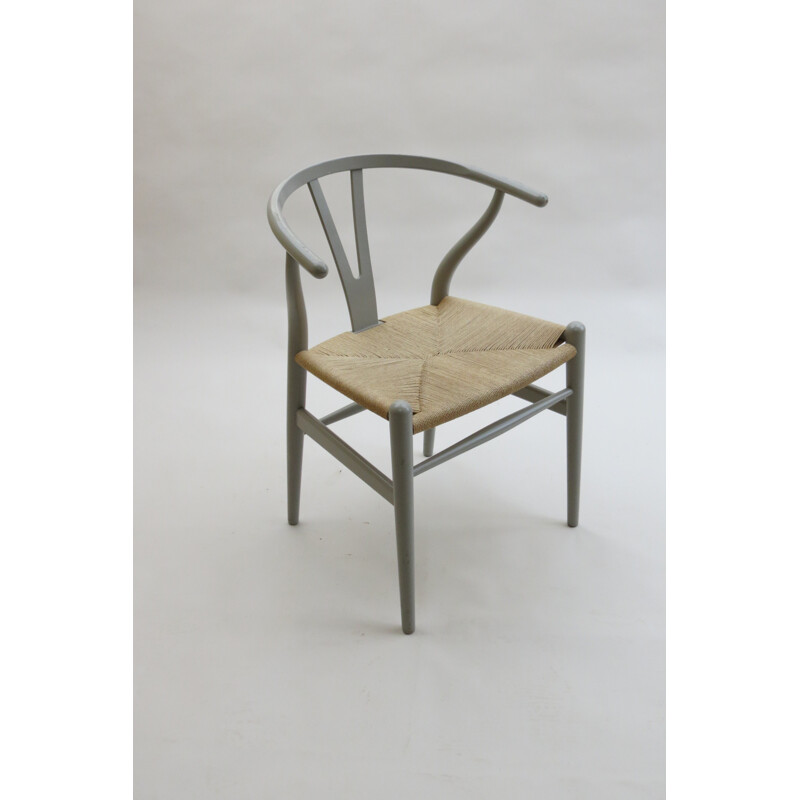 Carl Hansen "Wishbone" chair in beechwood and paper cord, Hans WEGNER - 1940s