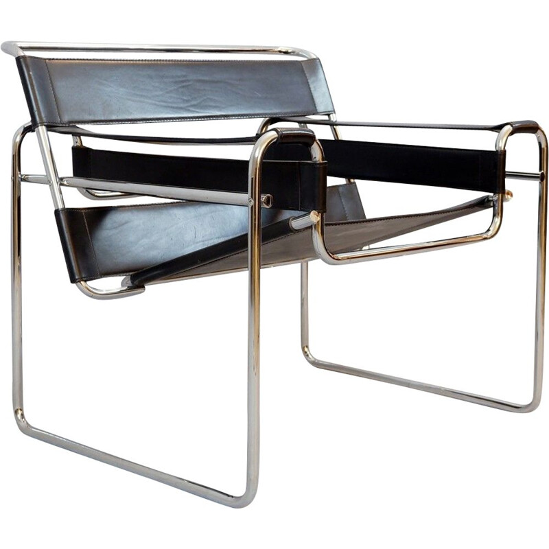 Vintage B3 Wassily Black Leather Chair By Marcel Breuer Gavina, Italy